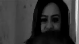 جنس عنيف مع قضيب شاب صلب