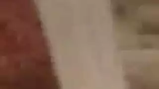 عراقي ميصور قحبة سورية مشتهية أوي بجسمها الملبن حيحانة على زبه