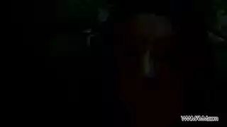 سائقة وقحة تفحص زبه بدلاً من تغيير الزيت