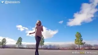 جوردي البا ينيك طيز نجمة مشهورة بكل عنف سكس مترجم