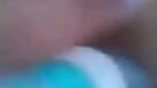 خيال رجل خليجي: يشاهد عاهرة مغربية تصل للرعشة