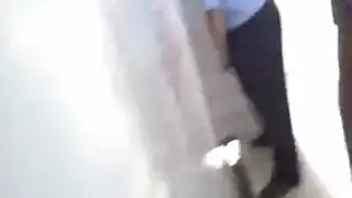 حفلة جنس مثلي في دورة المياه: مص بدون واقي و شرجي