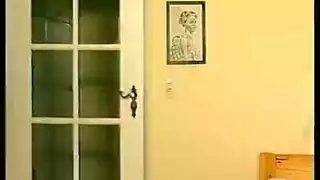 فيلم جنسي ألماني قديم: إيلاج مزدوج في الريف