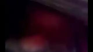 طيز لونا الكبير وكسها المشدود في أداء جنسي