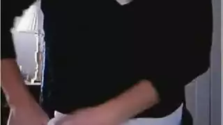 صغيرة وجريئة: هزة ناشئة عن هزاز تسبب نافورة