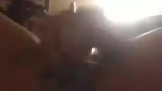 زب أسود كبير يأخذ هذه العاهرة السمراء في العراء إلى مدينة النكاح