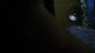 سالب كبير يأخذ شرج عنيف