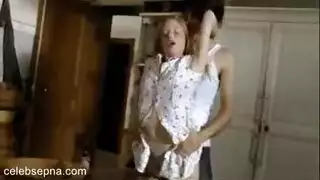 المعجبات الصغيرات تتوسل من أجل سائل المشاهير المنوي أمام الكاميرا