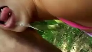 الأم الخارقة تكتشف حفلة ابنها الجنسية العنيفة على الكاميرا