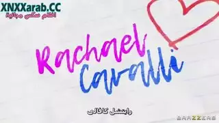 أم مشاغبة تمارس الجنس مع شاب جامعي شاب