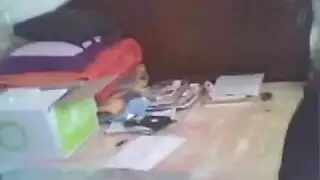 أدخل قضيبك في مهبلي ممارسة سريعة بوضعية الكلب