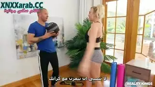 جلسة تدريب صريحة للبزاز الطبيعية الضخمة