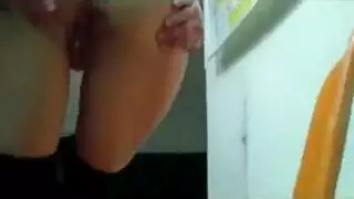 زب صناعي كبير وبنتين