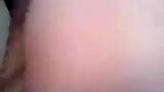 ساندويتش جنسي بين أم وابنتها مع شقيق زوجي ضخم