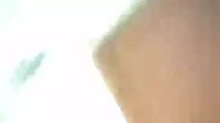 رغبات عميقة: مشهد بورن كله عن عبادة فرجها