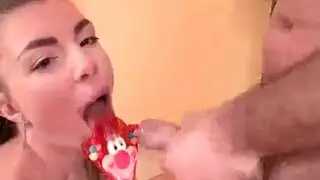 خمس بنات ولد ينيك