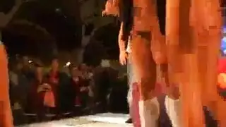 نساء عاريات كبيرة الصدر في مشاهد إباحية شديدة