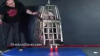 هههههه لعبي بعضكم