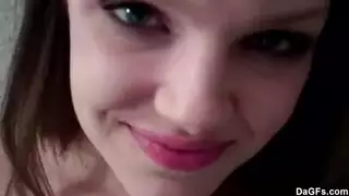 فرج صغير، شهوة كبيرة رغبات إكس إكس إكس محررة