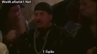 أفلام إباحية بحرية كلاسيكية: قراصنة عاهرين يبتلعون سائل طاقم السفينة