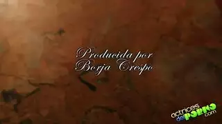 فرك كس مبلل باستخدام لعبة جنسية