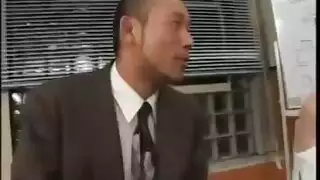 امرأة مثيرة تجعلك منتصباً بقوة