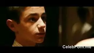دراما إباحية غير خاضعة للرقابة: مشاهد عارية كاملة