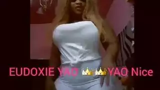 حسي ربه منزل فتاة العزف المنفرد