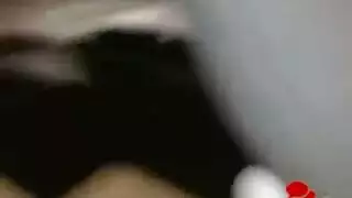 عاهرات محجبات يظهرن أثداءهن الطبيعية الكبيرة ويأخذن القضيب