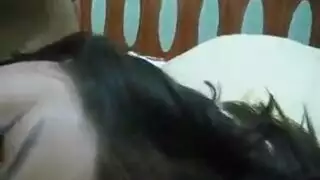 تسجيل سري للفعل الإباحي لطالبة آسيوية