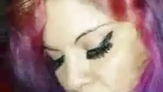 شهوة محرمة: رجل أكبر سناً يسيطر على الكنة الشابة في السرير