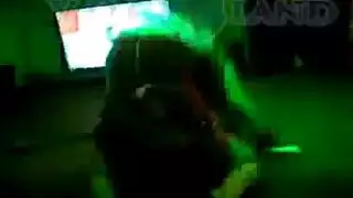 بورن عنيف: شرج خشن مع سوزان