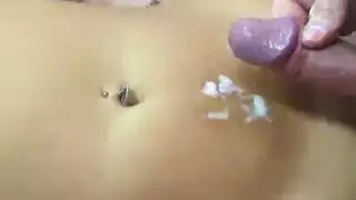 مؤخرات ضخمة تُدمر في مشاهد صريحة