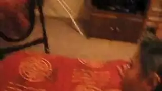 جنس جماعي للأقارب: لا أحد في مأمن