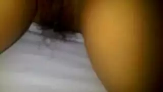 شابة تتعرض لعلاقة جنسية إباحية قاسية غير توافقية