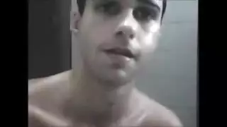 مراهقة تمارس جنس عنيف بالقذف الداخلي