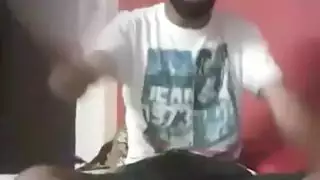أثداء محجبة كبيرة تلمع في مكتب طبيب الأسنان الإباحي