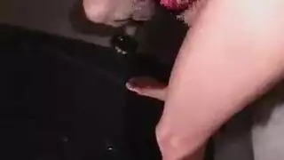أفضل الأصدقاء يتشاركون مهبل أمي الضيق