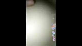 ممارسة الجنس في الحوض خلال استراحة غدائي