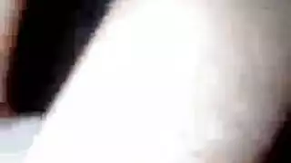 كريستي تخدم قضيبًا ضخمًا