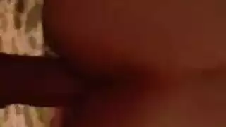  فتاة بالكاد قانونية تفتح فرجها العصيري
