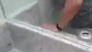 حفلة نيك واقف: عربية تتوسل للمزيد من القضيب