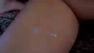 سفاح القربى الإباحي: أبي يمارس الجنس بقوة مع ابنته كبيرة الثديين