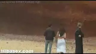 صديقة عربية كبيرة المؤخرة تحصل على جنس شرجي