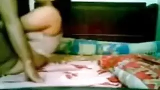 خيال العاهرة المصرية: قذف داخلي خشن جماعي