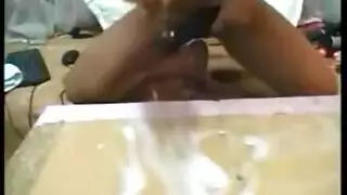 فم مثار يأخذ قضيب عميق