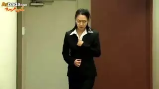تقييد في الحمام مع نجم ياباني