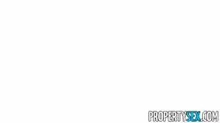وقحة عقارات قذرة تمتلئ لتتهرب من الأصفاد