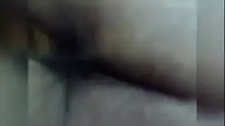 حصري: زوجة مثارة تتوسل للضرب المكثف بينما زوجها نائم