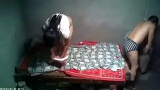 سحاق جزائري وصراخ